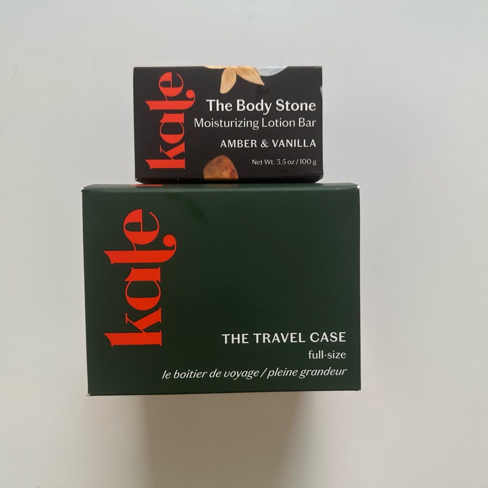Amber Vanilla Body Stone and Travel Case Set - NWT
